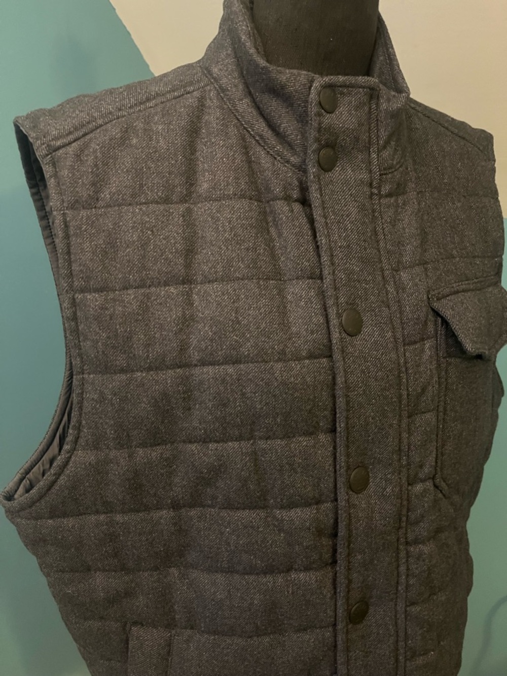 Faherty Teton Valley Dark Gray Men’s Quilted Vest Size Large View 5